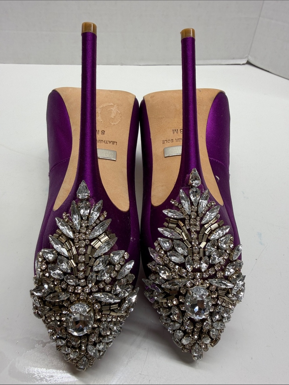 Badgley Mischka Kiara High Heels Pumps Shoes Jeweled Diamond Satin Purple Size 8 - Picture 8 of 11